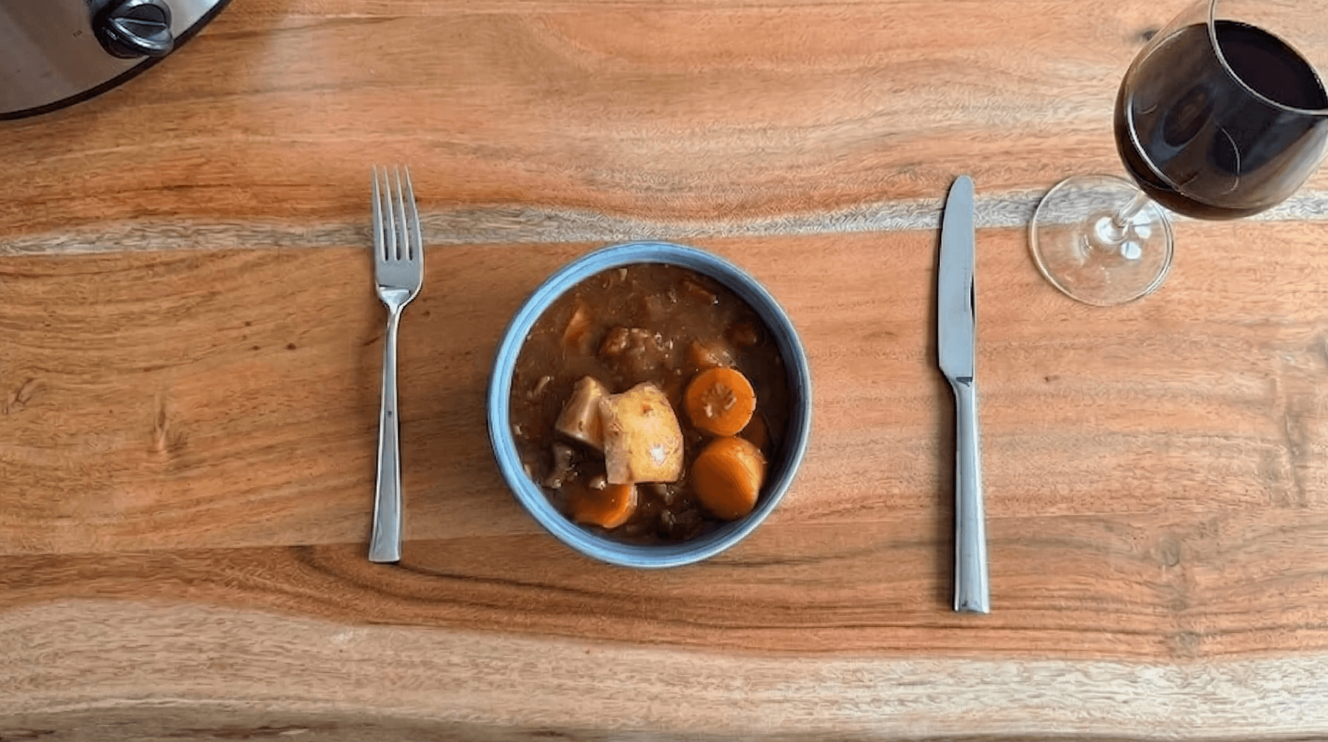 De Ultieme Slowcooker Runderstoof: Tomaten, Wijn & Boerensucade
